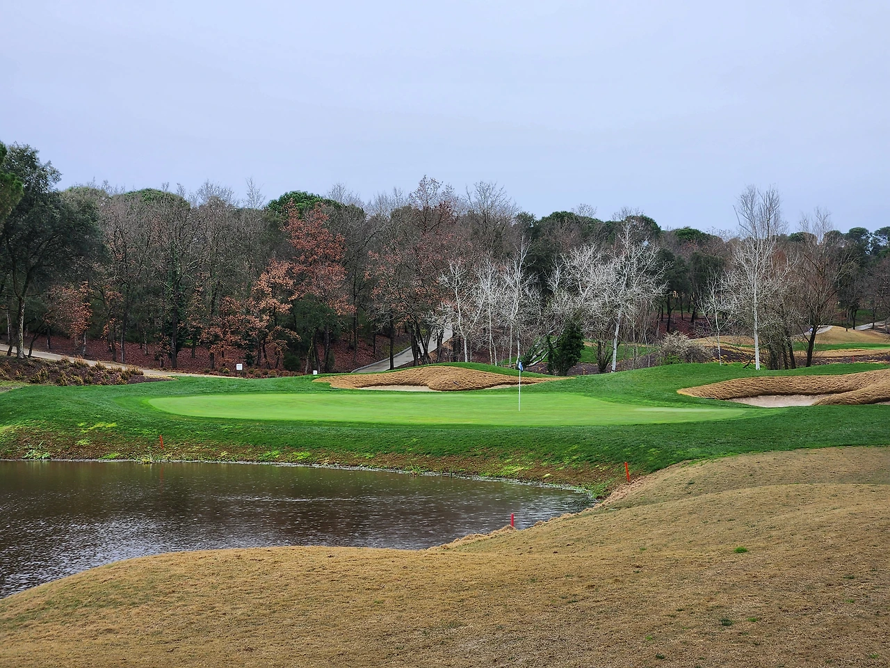 img.jpg?credential=yqXZFxpELC7KVnFOS48ylbz2pIh7yKj8&expires=1769871599&allow_ip=&allow_referer=&signature=dE98awqFmwIn%2FDpZctRn5Lq3Vd4%3D