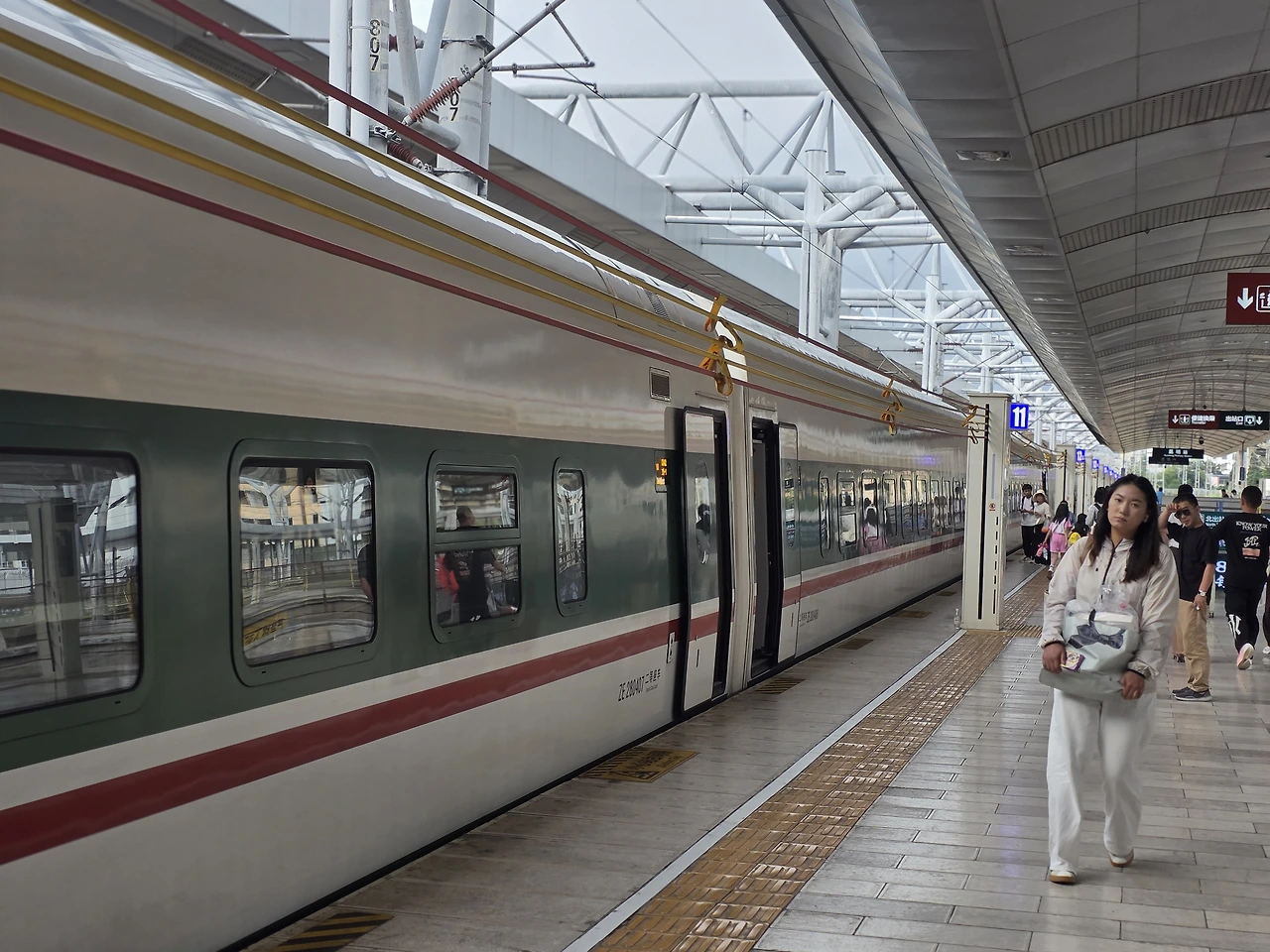 img.jpg?credential=yqXZFxpELC7KVnFOS48ylbz2pIh7yKj8&expires=1769871599&allow_ip=&allow_referer=&signature=n%2BWQxhpgriRDjCgSwpyxBz25fkc%3D