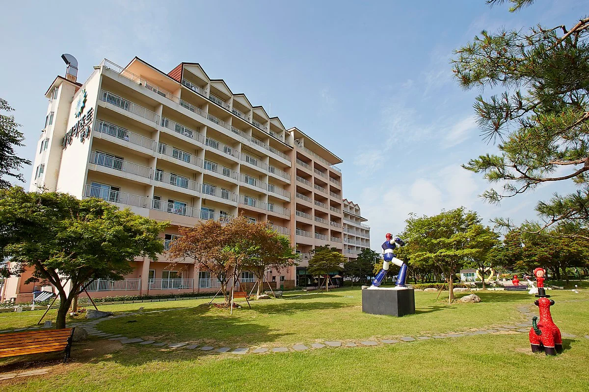 13_0616_%EC%A0%84%EA%B2%BD_002.jpg?type=w1200