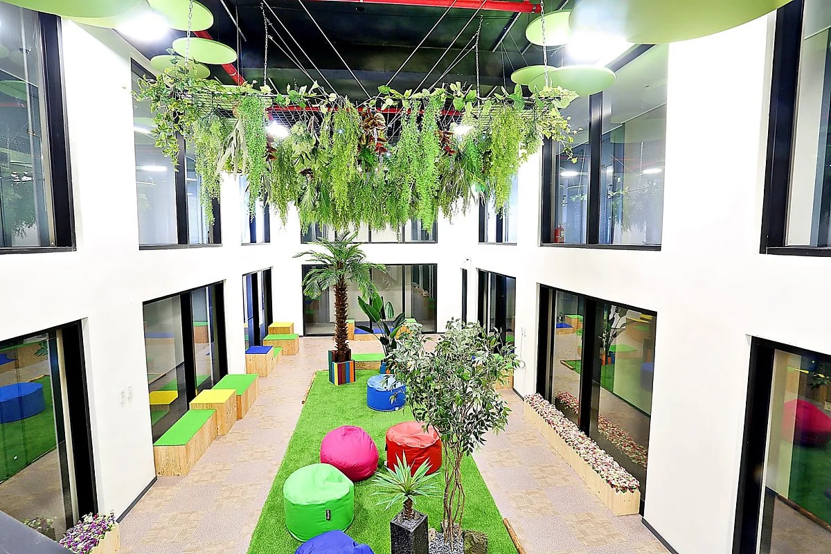 ext-FG12237832.jpg?type=w1200