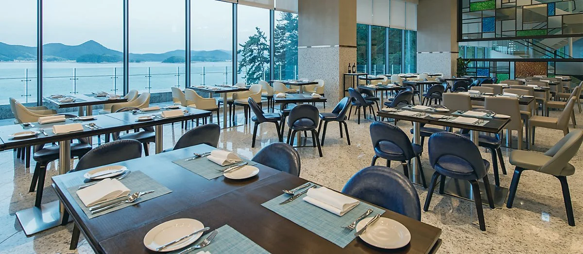 %EC%8A%A4%ED%83%A0%ED%8F%AC%EB%93%9C_%ED%98%B8%ED%85%94%EB%A6%AC%EC%A1%B0%ED%8A%B8_%ED%86%B5%EC%98%81__%EB%8B%A4%EC%9D%B4%EB%8B%9D_%EC%B9%B4%ED%8E%98%EC%8A%A4%ED%83%A0%ED%8F%AC%EB%93%9C1.jpg?type=w1200