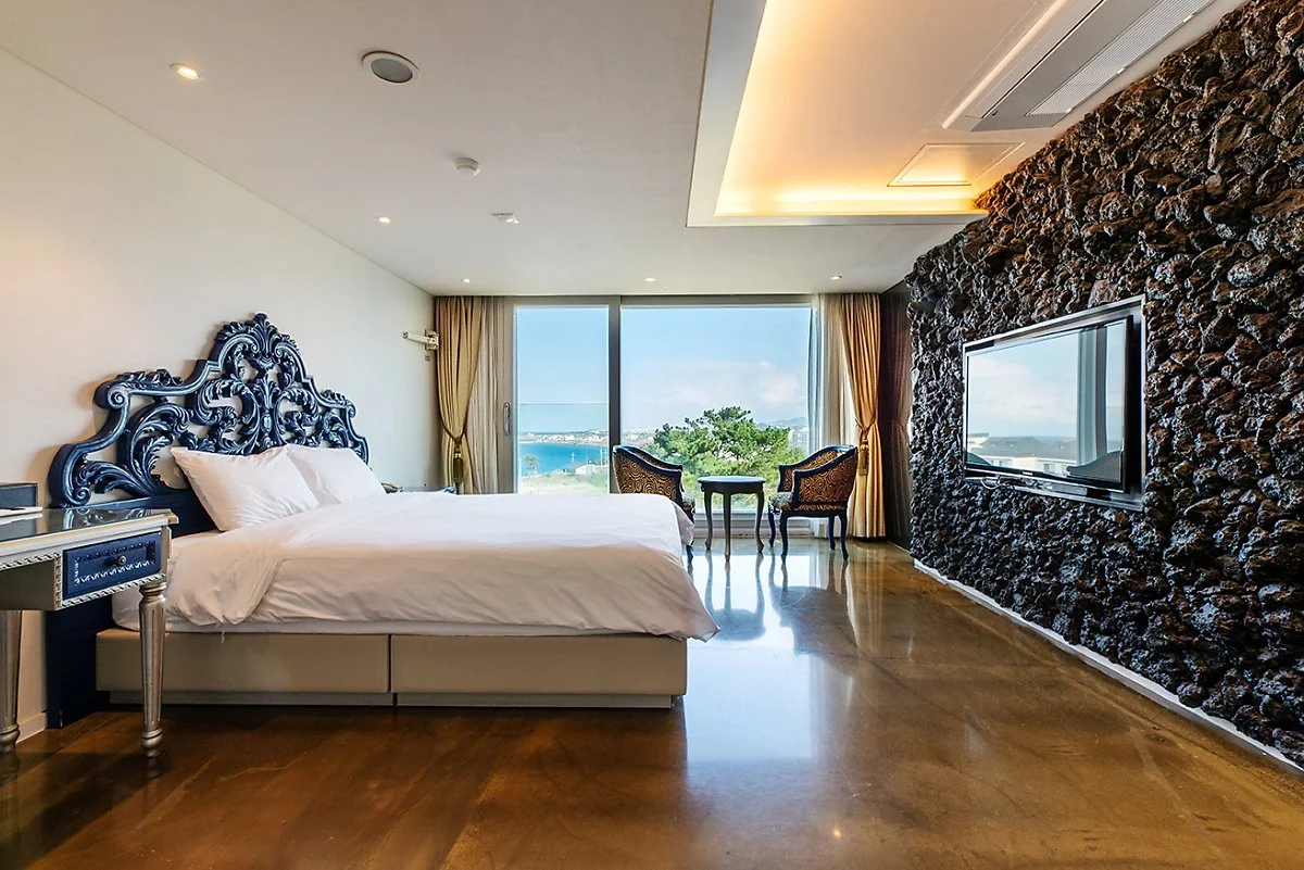 %EC%A3%BC%EB%8B%88%EC%96%B4%EC%8A%A4%EC%9C%84%ED%8A%B8.jpg?type=w1200