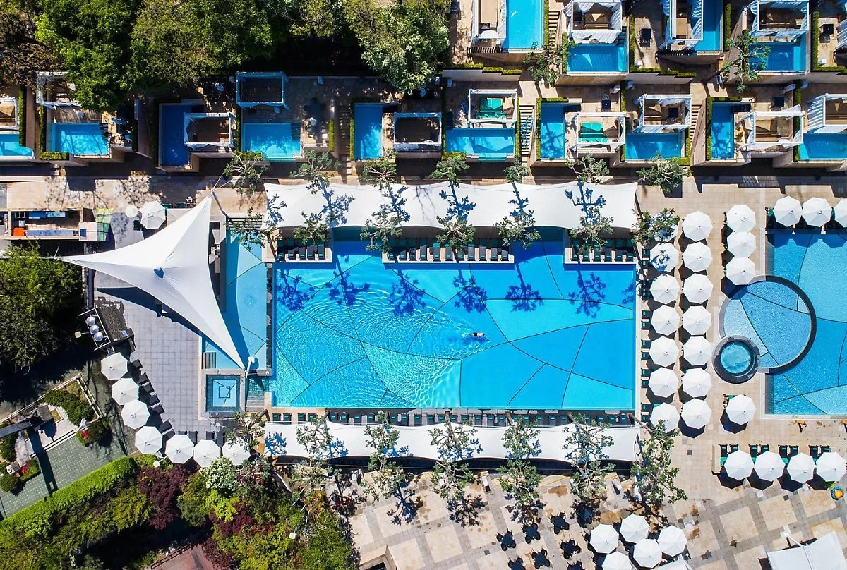 %EB%B0%98%EC%96%80%ED%8A%B8%EB%A6%AC16.jpg?type=w1200