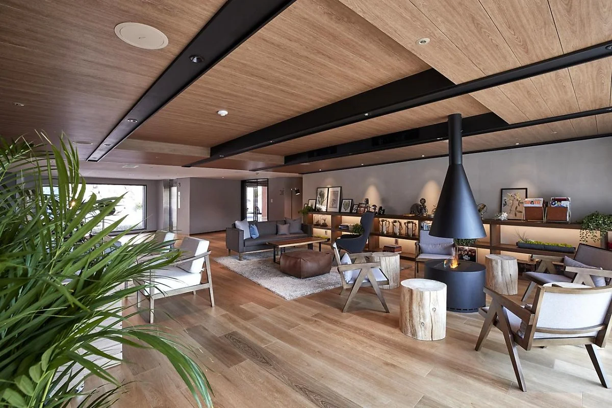 %EC%9B%8C%EC%BB%A4%ED%9E%90_%EB%8D%94%EA%B8%80%EB%9D%BC%EC%8A%A4_%ED%95%98%EC%9A%B0%EC%8A%A49.jpg?type=w1200