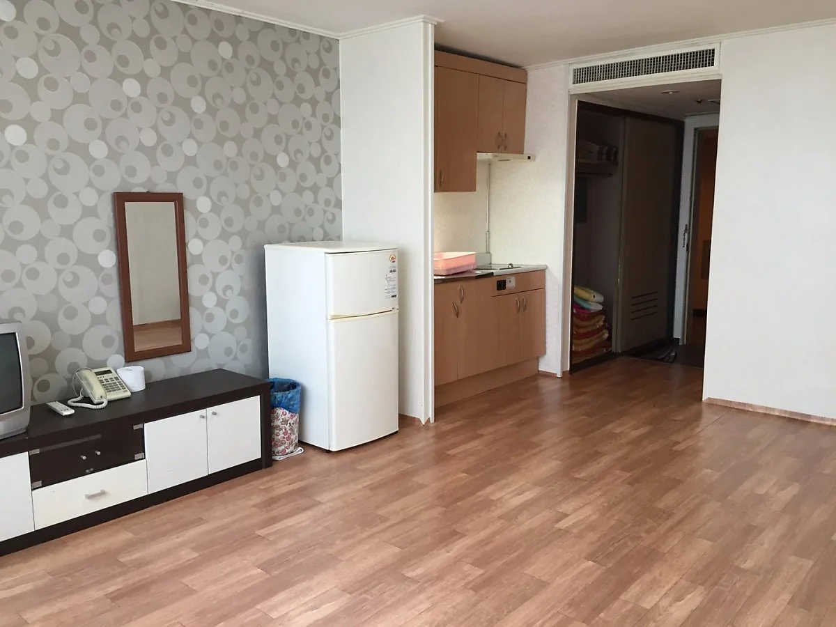 ext-FG8083146.jpg?type=w1200