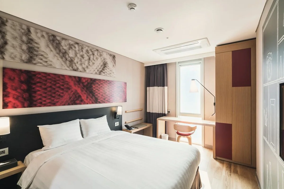 74483833.jpg?type=w1200