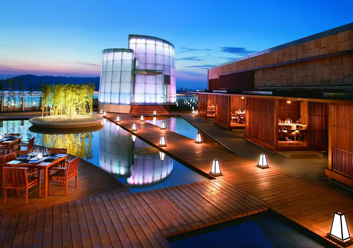 132589280.jpg?type=w1200