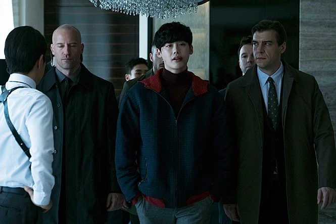 movie_image.jpg?type=m665_443_2