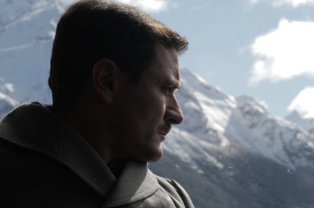 movie_image.jpg?type=m665_443_2