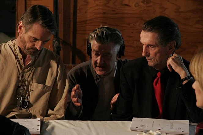 movie_image.jpg?type=m665_443_2