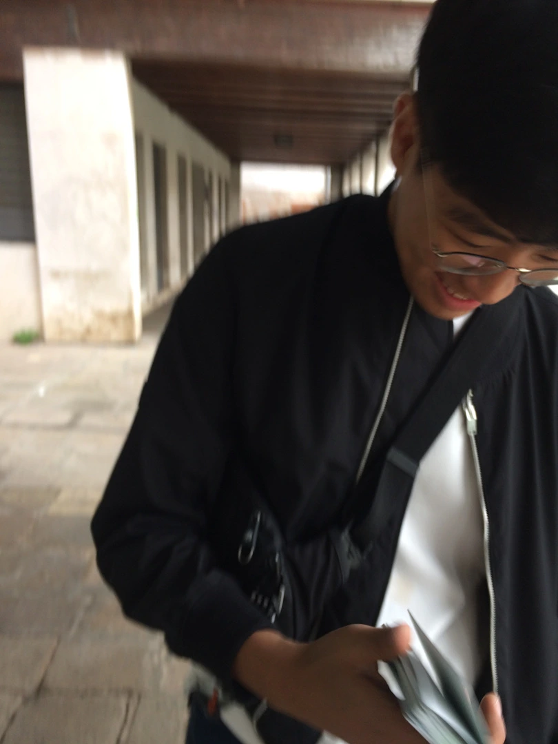 IMG_4975.jpg?type=w1