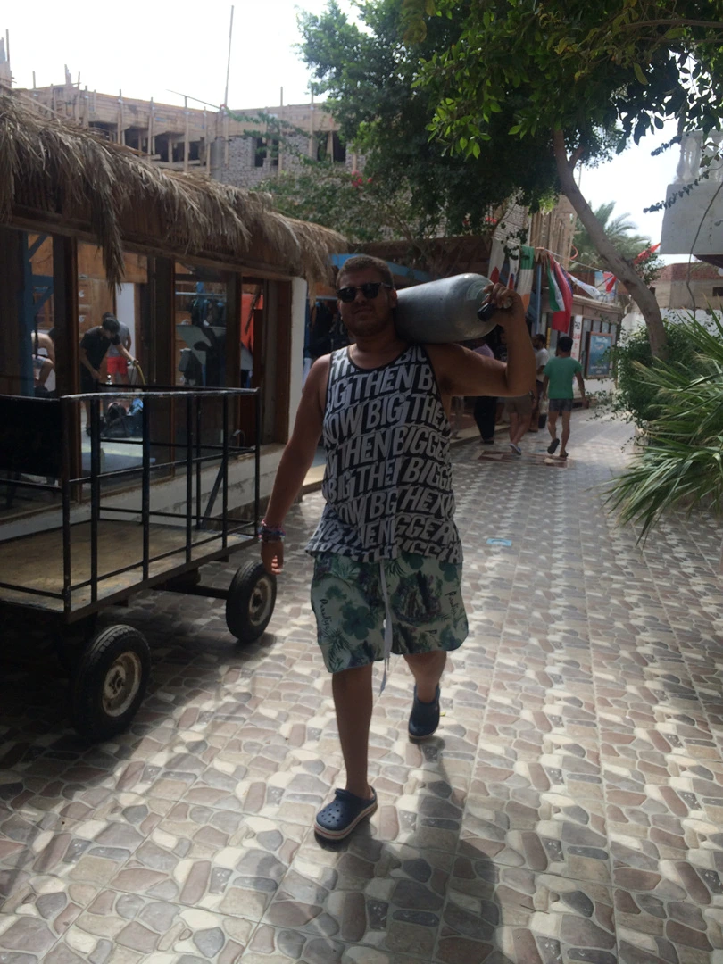 IMG_2830.jpg?type=w1