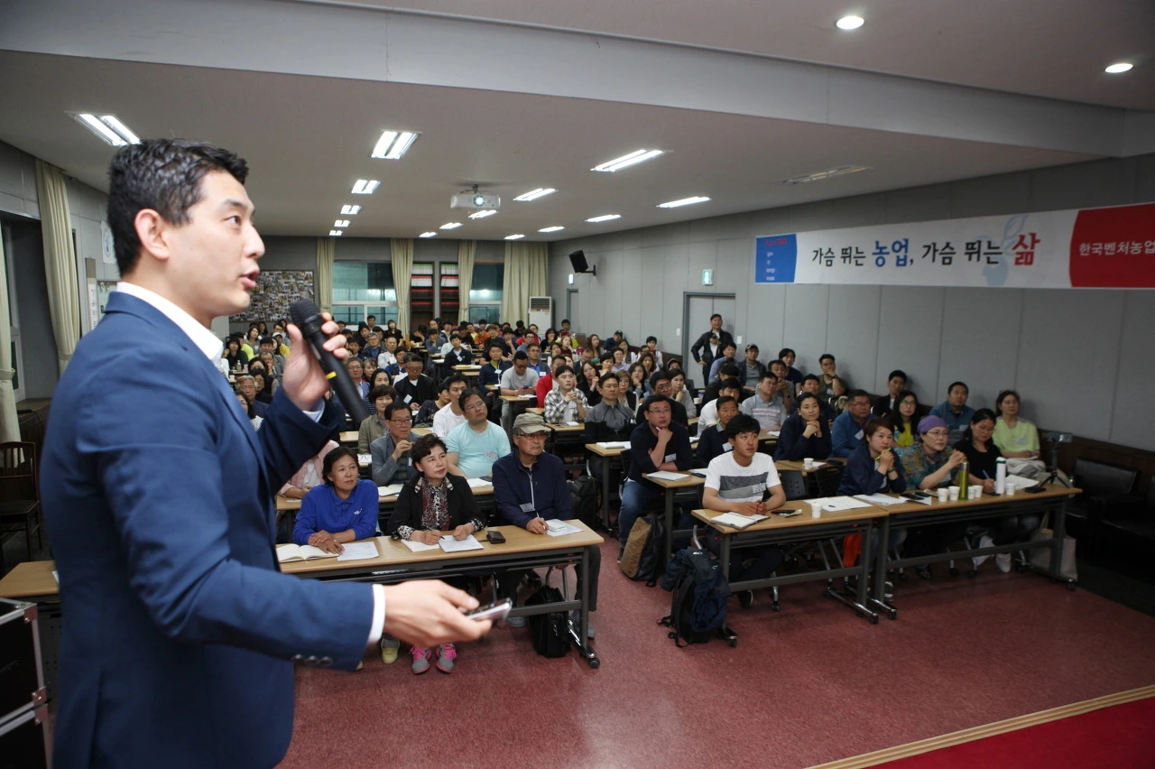 다운로드 (2).jfif