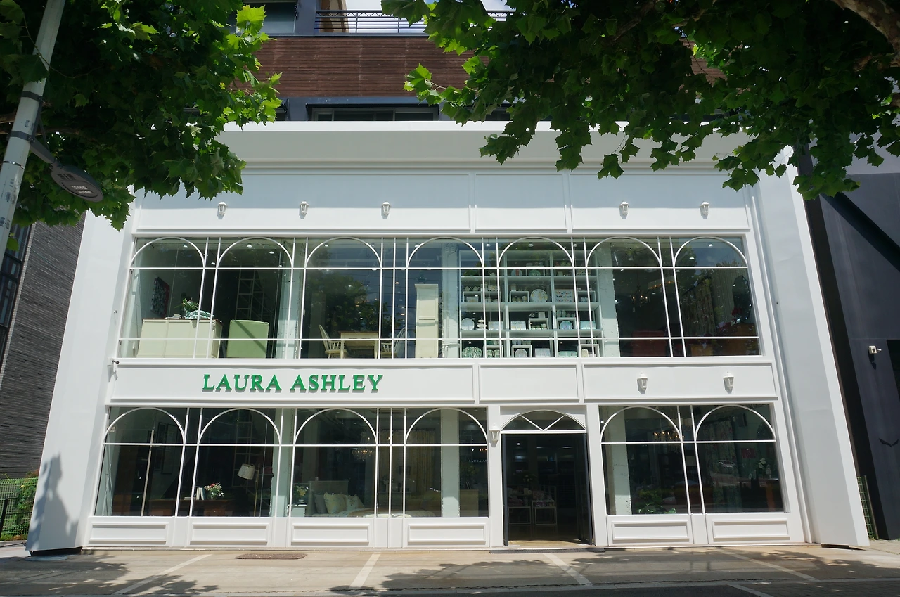 20201019_laura ashley 1(8).JPG