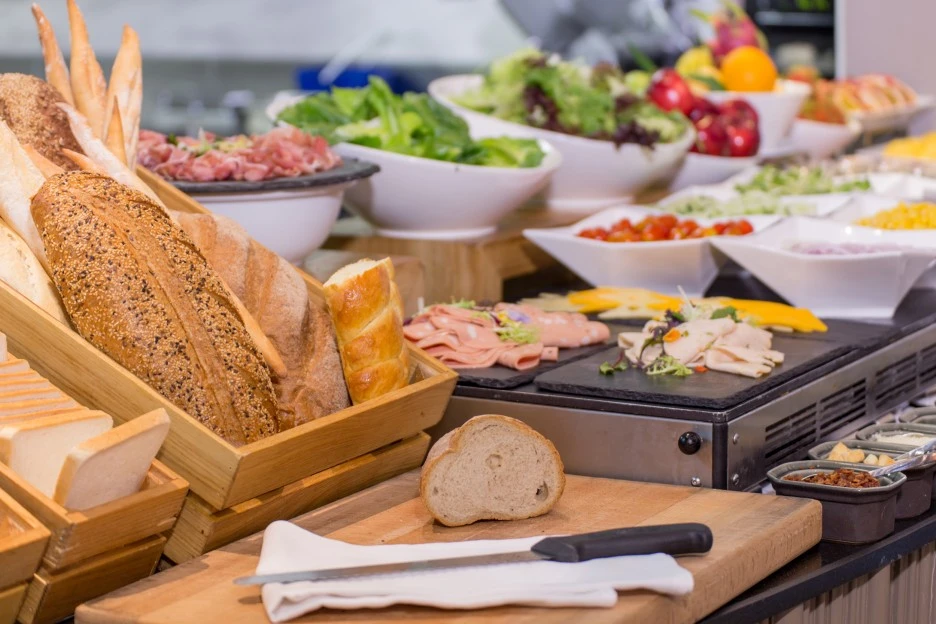 U_Sathorn_Bangkok_Breakfast__4.jpg?type=w1