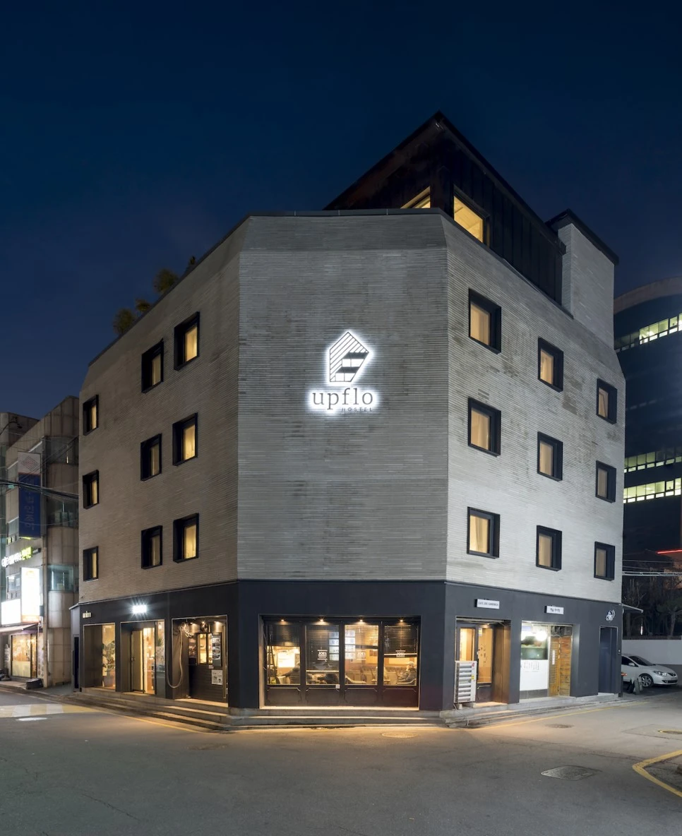 upflo_01.jpg?type=w966