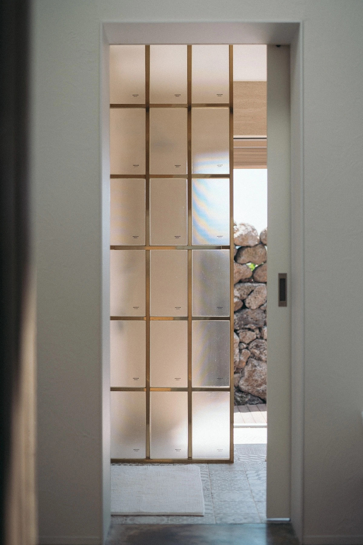 다운로드 (8).jpeg