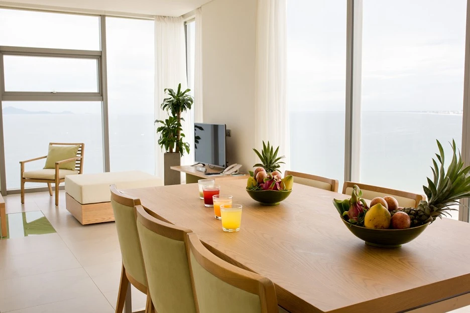 Duplex-Penhouse-Fusion-Suites-Danang_(2).jpg?type=w1