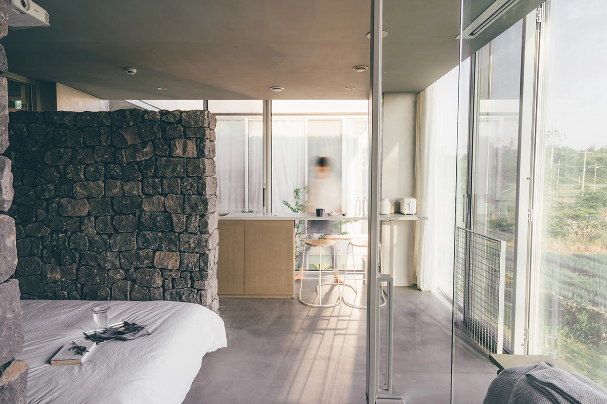 다운로드 (6).jpeg