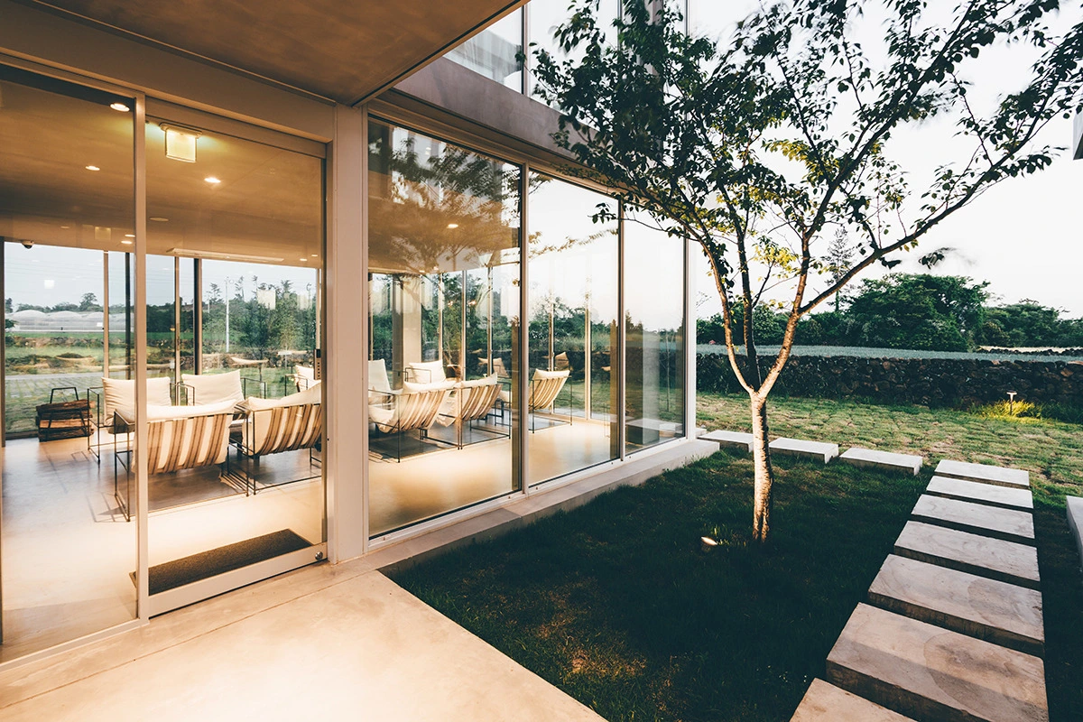 다운로드 (2).jpeg