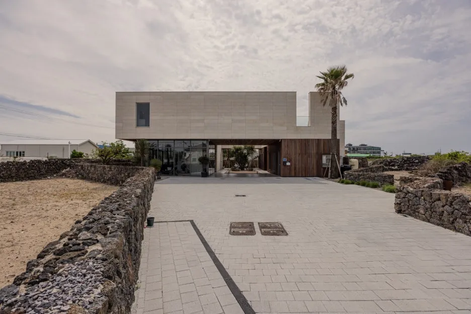 %EB%93%A0%ED%95%B4_-_%EC%99%B8%EA%B4%80_(12)_1.jpg?type=w1