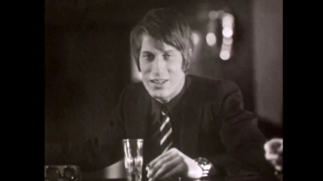 img.jpg?width=1280&amp;height=720&amp;face=528_166_732_388