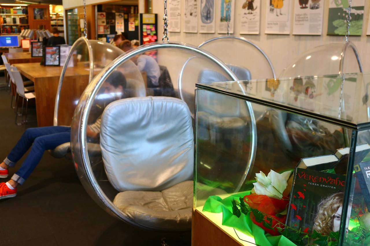 84 - 투르쿠 도서관 내부 6.JPG