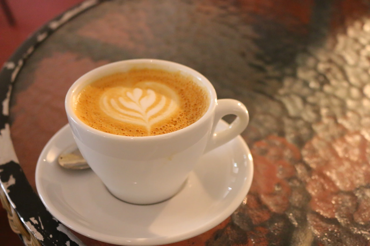 92 - 투르쿠 카페의 라떼 아트.JPG
