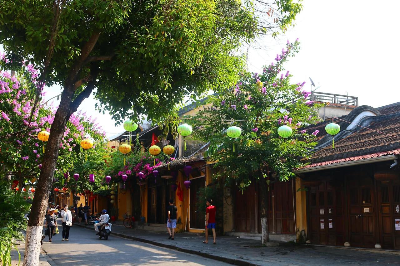 47 호이안에 아침이.JPG