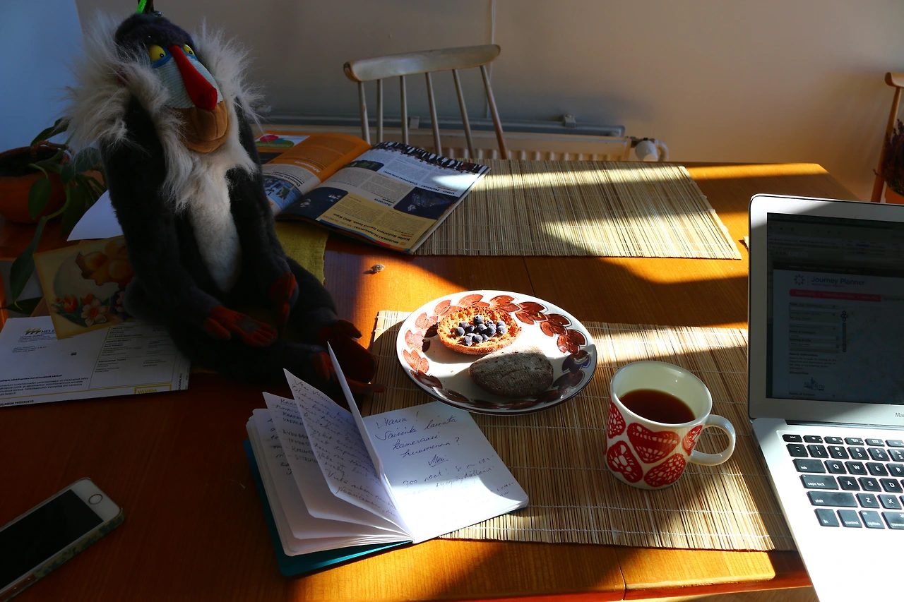 9- 카우치서핑 호스트 집에서의 아침.JPG