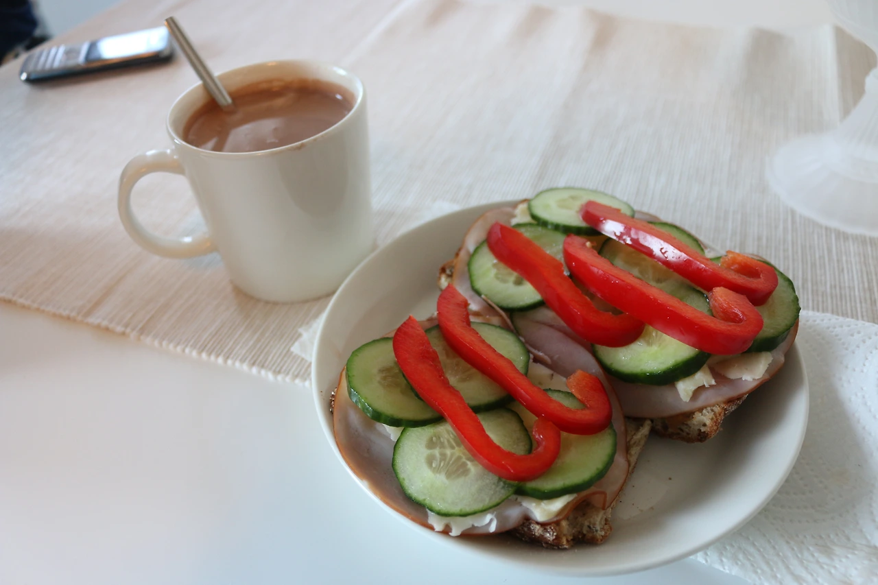 29 - 따뜻한 코코아와 샌드위치.JPG