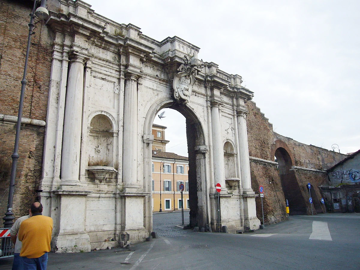 1200px-Trastevere_-_Porta_Portese_1050836.JPG