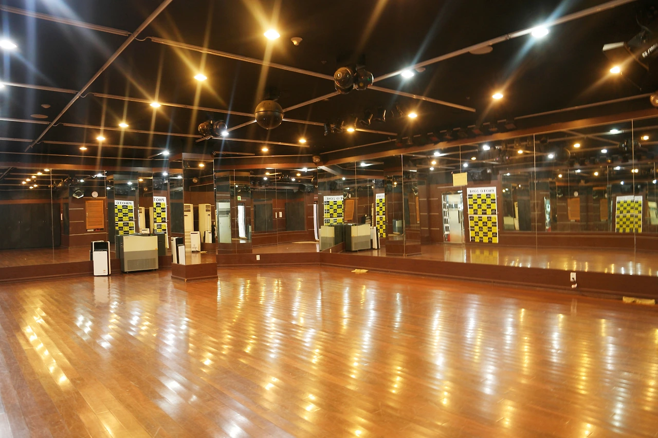 비츠조명 퓨마 레일조명 탐프라이빗짐 06.JPG