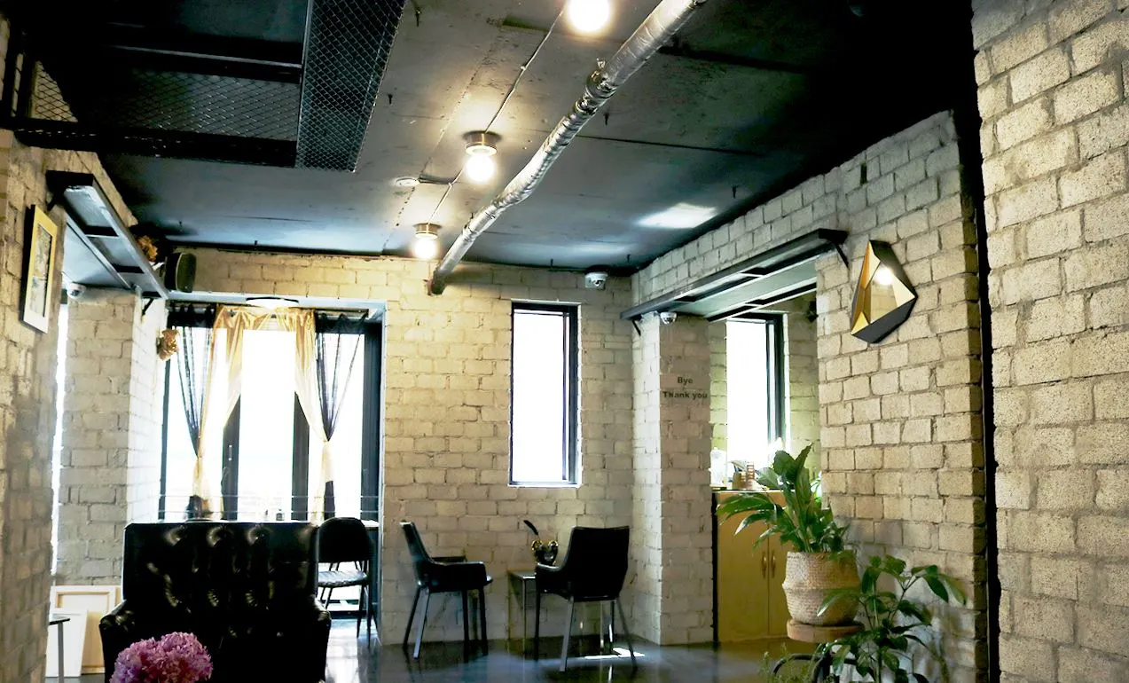 신사동카페 카페인테리어 카페조명 조명인테리어 현관등 현관조명.JPG