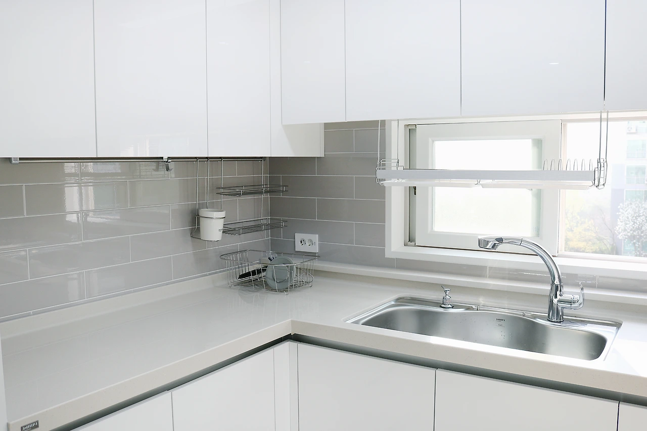 화이트인테리어_아파트인테리어_30평인테리어_모던인테리어_아파 (4).JPG