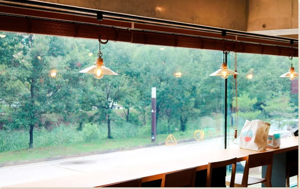 카페인테리어 카페조명 펜던트조명 카페추천 조명인테리어 식탁등.JPG