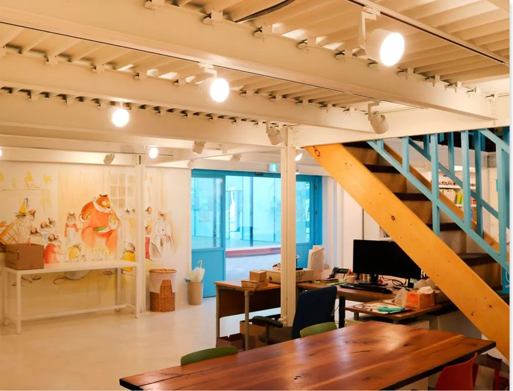 카페인테리어 카페조명 어린이도서관 펜던트조명 카페추천 조명인테리어 2.JPG