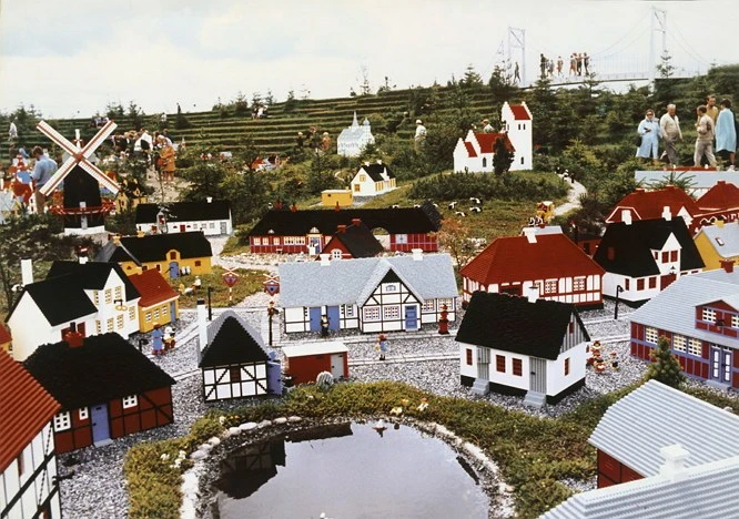 LEGOLAND-1.jpg?resize=666%2C468