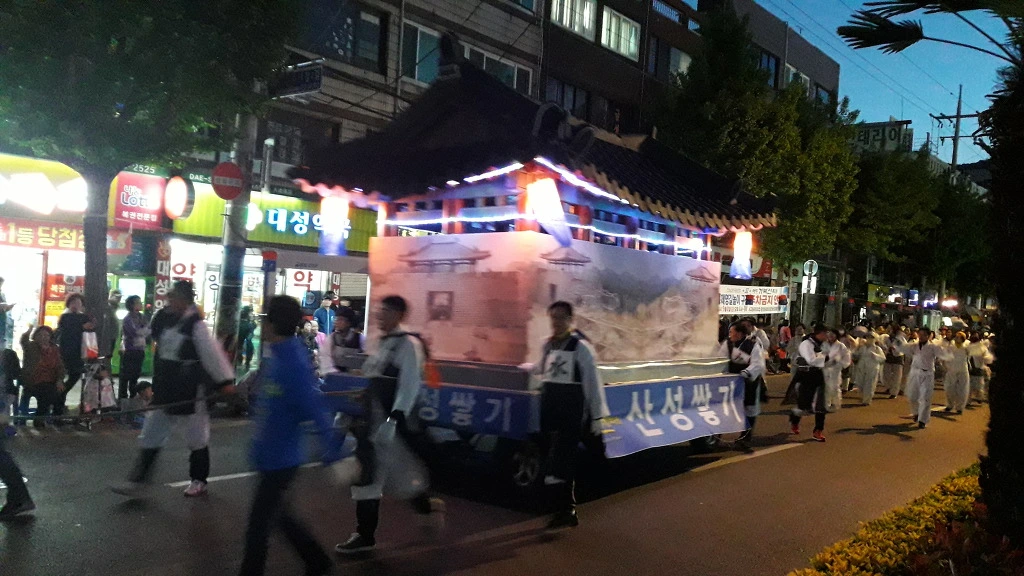 992C574D5AED04F013FE73