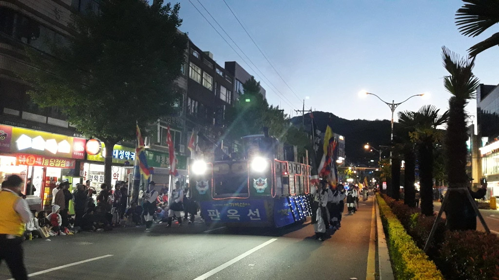 99690D4F5AED046D0AC15D