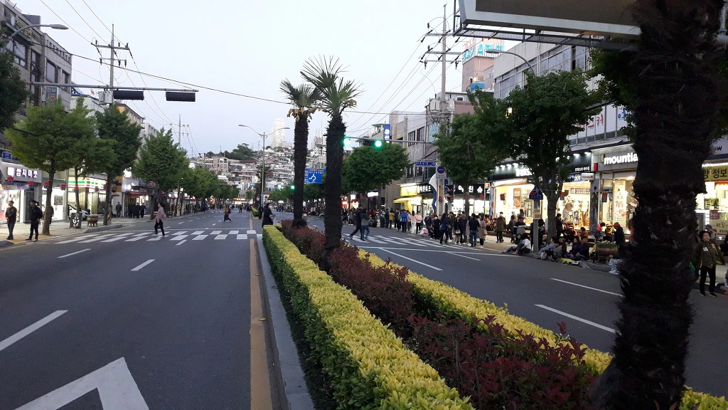 992B5E4E5AED03CB04F63C