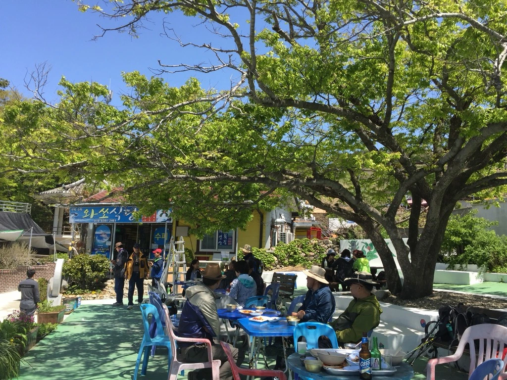 99AB24435AD84C150C4DA3