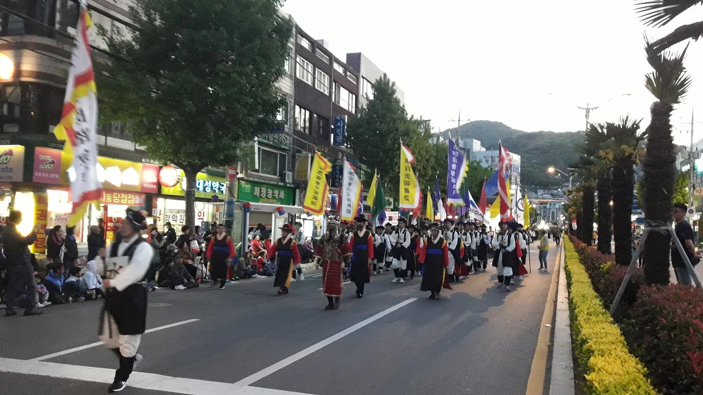 99B45D4B5AED03D302EDAD