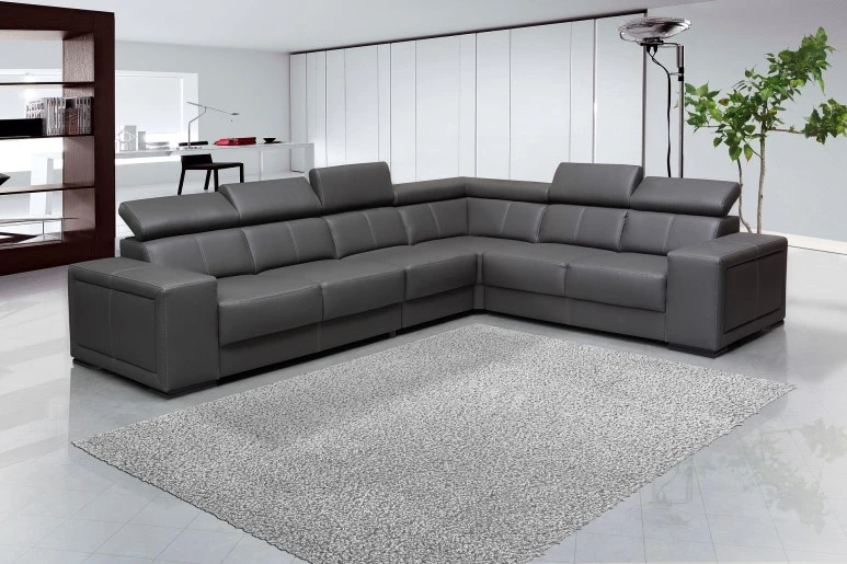 sofa-1693689_1920.jpg?type=w773