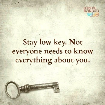 img_xl.jpg?width=640&amp;height=640&amp;avg=%2523e2e1ca&amp;v=2