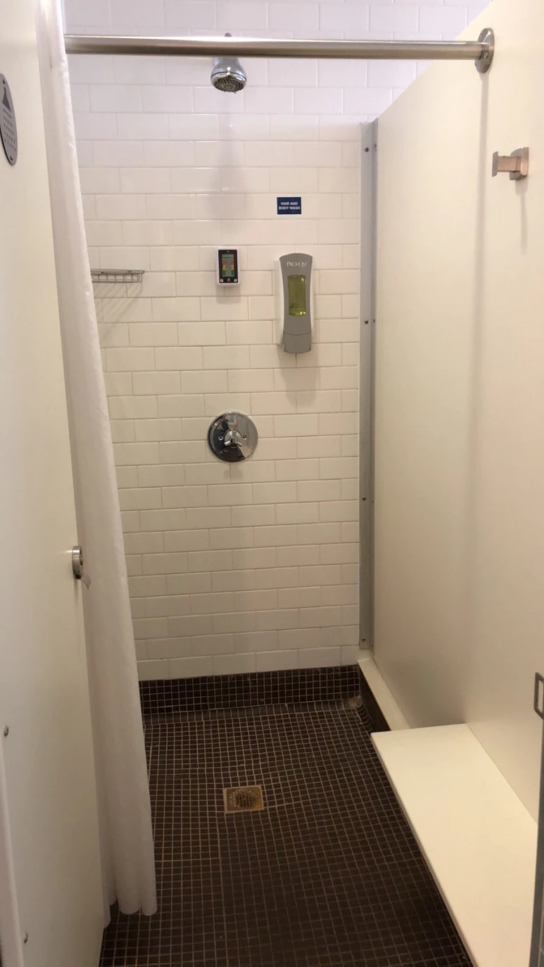 IMG_8943.jpg?type=w773