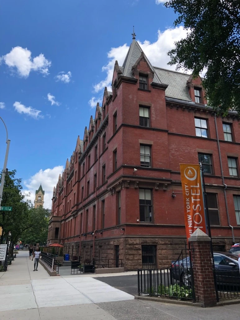 IMG_8889.jpg?type=w773