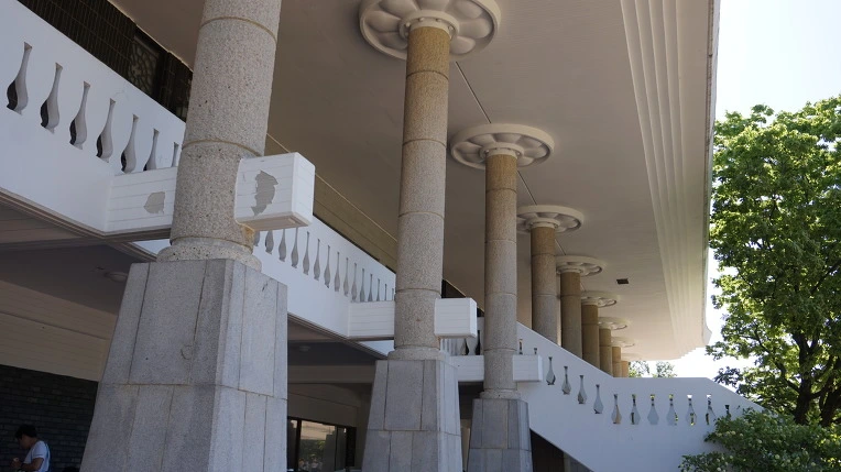 235BB83B590C47D4152D84