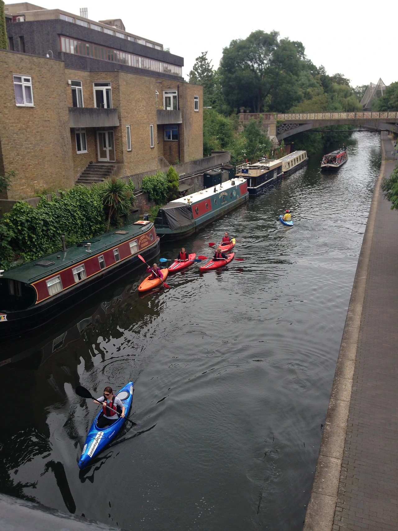01 공원입구가는길_리젠트 카날.jpeg