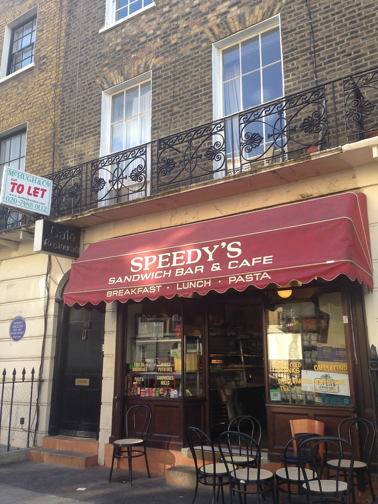 01 셜록_Baker Street 촬영지_1층은 허드슨 부인이 운영하는 Speedy cafe, 2층이 셜록의 방.JPG